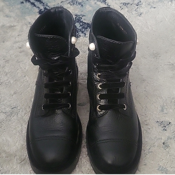Chanel combat boots - Picture 2 of 8